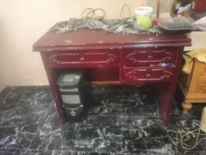 مكتب مستعمل