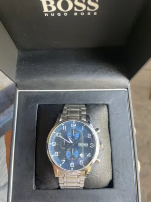 ساعة بوس جديدة مع جميع المرفقات Hugo Boss watch new