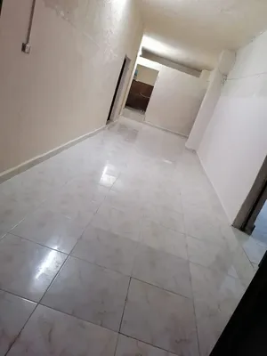 200 m2 4 Bedrooms Townhouse for Rent in Al Karak Al-Marj