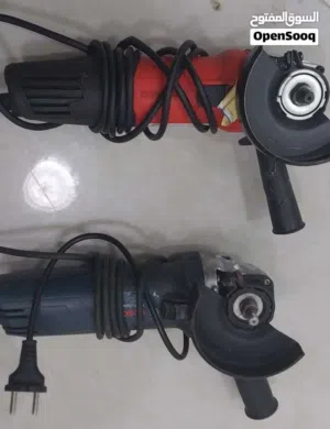 كوسرات ثنين نضيفات و مستعملات استعمال بسيط جداً الوحدة ب35