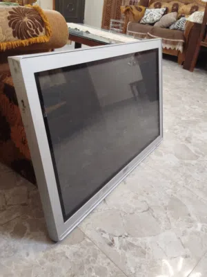 شاشه تلفزيون