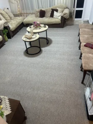 موكيت تركي جديد استعمال يومين للبيع تركي مبطن مانع للانزلاق كثافه في الغرز