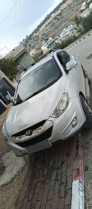 سيارة-جيب-هونداي-توسان-2011-لقطة-للبيع