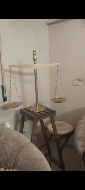ميزان العدل الذهبي