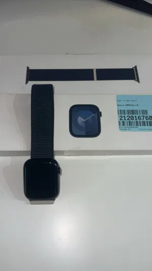 Apple Watch series 9نظيفه جدا بدون خدوش