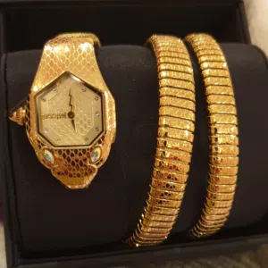 ساعة نسائية