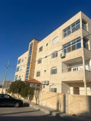 142 m2 5 Bedrooms Apartments for Sale in Mafraq Al-Hay Al-Hashmi