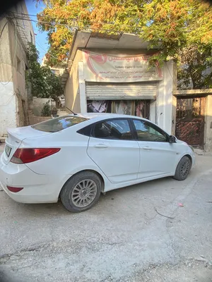 مركبه-من-نوع-هونداي-اكسنت-2014المركبه-ما-شاء-الله-عنها-وضعها-ممتاز-ولا-يوجد-فيها-اي-قص-وعظمها-ممتاز