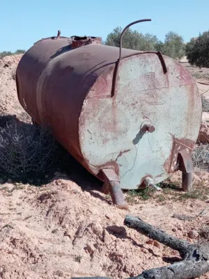 بوطى ثابث حديد سعة 6000 لتر تقريبا