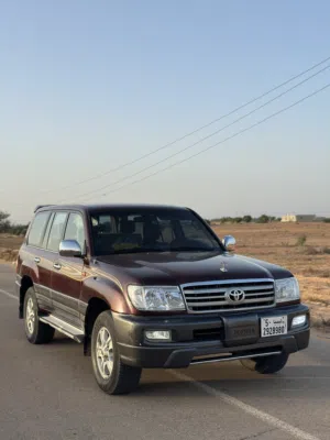 Used Toyota Land Cruiser in Riqdalin