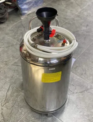 مضخة صابون للمحطات الغسيل