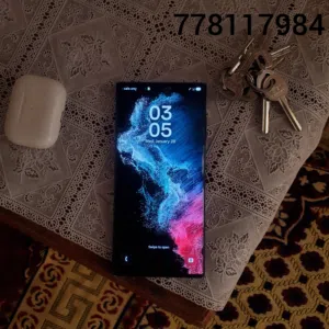 للبيع Samsung S22 Ultra ب 90 الف فقط