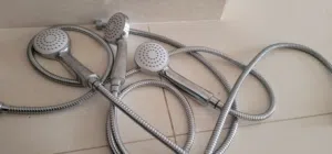 دشات (تلفون) مع اللي من نوع روكا/Roca الاسبانيه من وكيلها ابو الرجال في اليمن