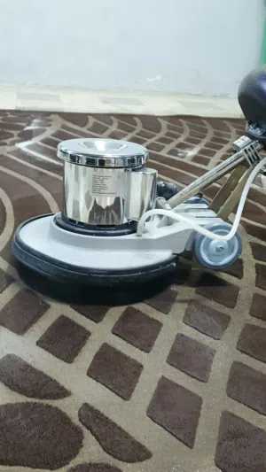 اسعار خاصة على جلايات بلاط ، ماكينات بخار ، هوفرات، عربات تنظيف وكافة مواد التنظيف