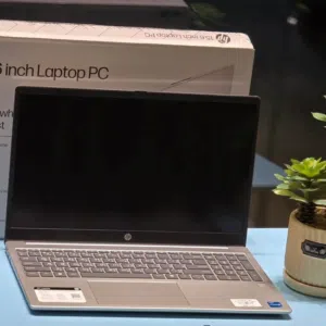 عرض لمدة 24 ساعة فقط  بسعر أقل من التكلفة! (جهاز جديد)  Laptop HP يشغل اقوى العاب بلي ستيشن 5