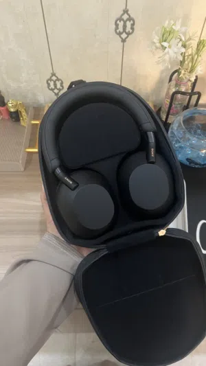 Sony XM5 سماعة
