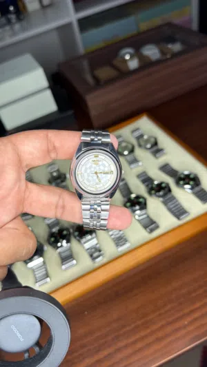 حرق أسعار ساعات فنتج