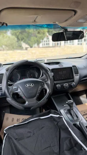 Used Kia K3 in Ramallah and Al-Bireh