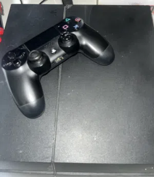 بلايستيشن 4 للبيع