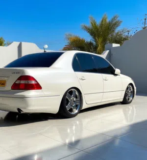 Used Lexus LS in Al Batinah
