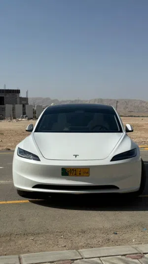 تسلا مودل 3 لونج رينج - دفع خلفي- 2025
