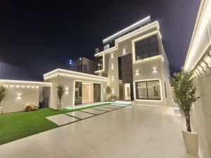 فيلا للبيع جديده أول ساكن منطقة الروضه عجمان