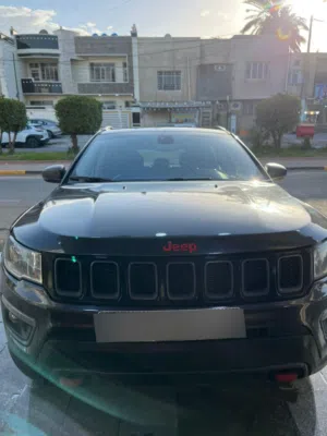 جيب كومباس ترايل هوك 2019