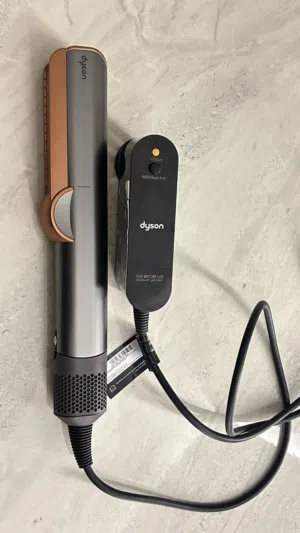 Dyson Airstrait Straightener