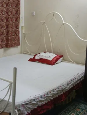 double bed with mattress (180x190 cm) _ made from metal سرير  معدن (حديد ) مع المرتبة   مقاس 180×190