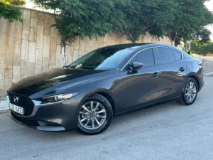 مازدا 3 زوووم 2023 بأعلى مواصفات من فئتها بأستثناء الفتحه  Mazda 3 Zoom SKYACTIV-G 2023