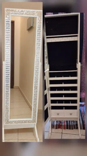 2 in 1 Luxury Mirror Cabinet Perfect for jewelry, makeup & accessories storage 5 kd only 6