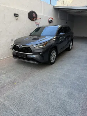 Used Toyota Highlander in Amman