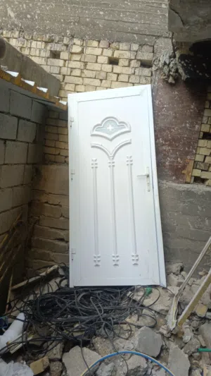 باب داخلي للبيع