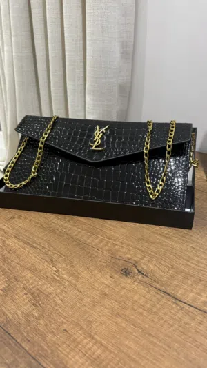 شنطه يد LV