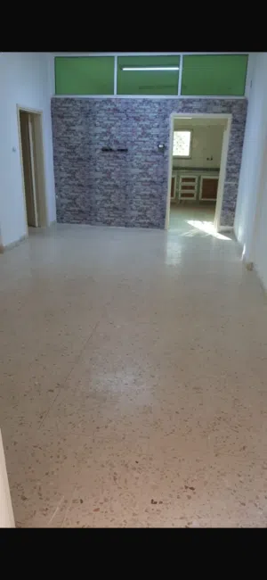 90 m2 2 Bedrooms Apartments for Rent in Mafraq Al-Hay Al-Hashmi