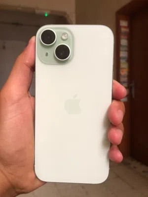 iPhone 15  128gb