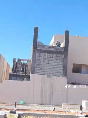 مقاول بناء ملاحق ترميم استراحات  بناء مستودعات هناجر جميع اعمال المقاولات