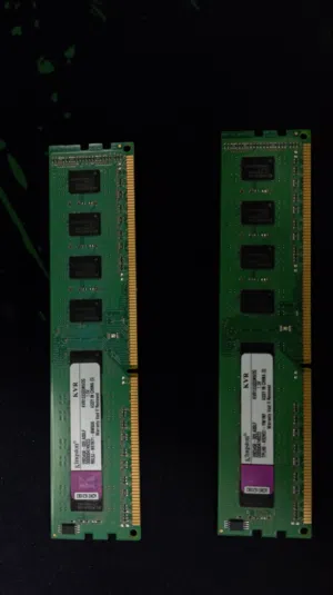 رامات كمبيوتر DDR3 2G متوفر حبتين Kingston