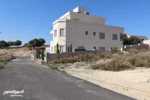 (1)ارض للبيع في بدر الجديدة حوض الميسر 750م الارض على شارعين مرتفعة و مميزة