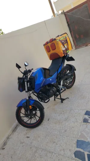دراجة هيرو هانك 160 cc