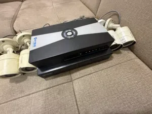 كاميرات اربعة ماركة هگڤجن مع UPSمع DVR
