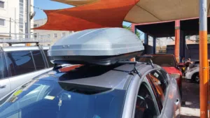 حامل الأمتعة على السقف  Roof rack