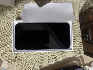 Apple . iPhone 14 . 128 GB1