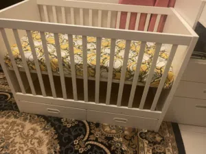 Baby crib for sale