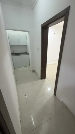 استديو بحمام داخلي ومطبخ تحضيري