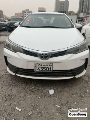 لبيع تويوتا كرولا موديل 2018