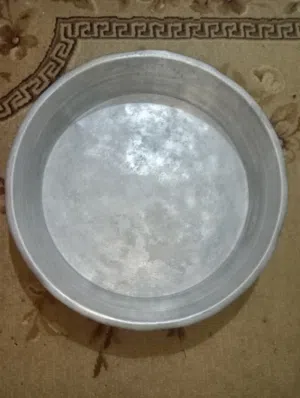 طشط الومنيوم محمل من بتوع زمان قطره 70سم