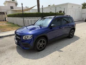 Mercedes GLB 200