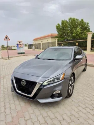 Used Nissan Altima in Um Al Quwain