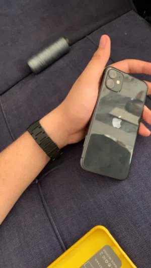 ايفون 11 للبيع